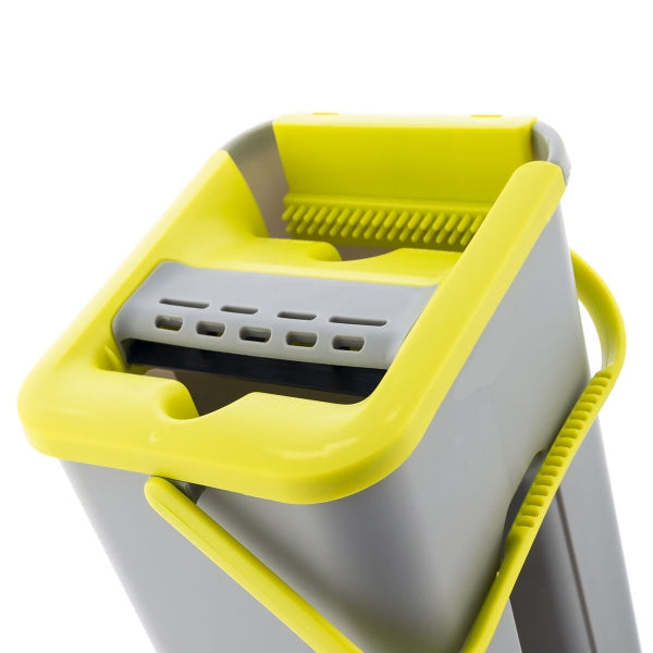 mop-with-dual-action-bucket